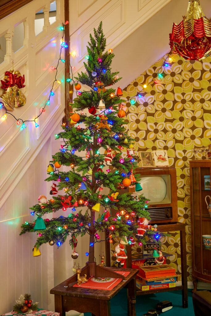 our vintage living room with a Christmas tree